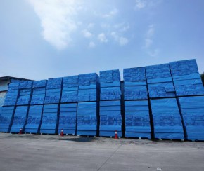 我們?nèi)绾握_安裝擠塑板？